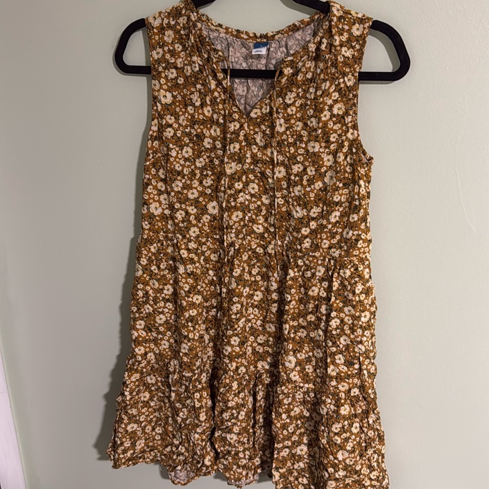 Old Navy floral dress